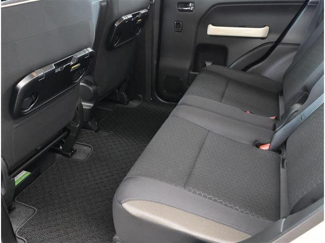 アツミモータースでは人気の中古車を常時1500台展示！掲載車両以外にも当社ホームページにて検索できます！