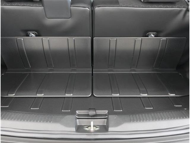 アツミモータースでは人気の中古車を常時1500台展示！掲載車両以外にも当社ホームページにて検索できます！