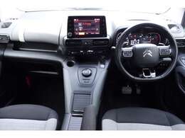 ガラスルーフ、ドラレコ、ETC、自動軽減ブレーキ、カープレイ＆アンドロイドオート、ACC、バックカメラ