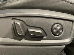 【運転席】メンテナンスパックはご購入時だけのお得な点検・整備パック(有償)。点検コースと車検コースがございます。詳しくは店舗コーディネーターまでお問い合わせ下さい。