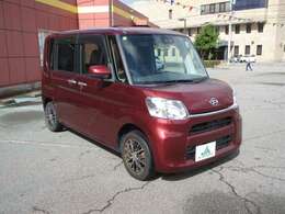 色はファイアークォーツレッドメタリックです！