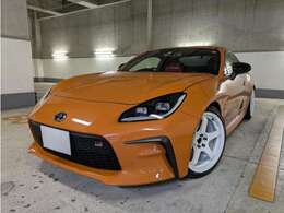 ブリッツ車高調　DAMPER　ZZ-R　装着　アルミホイール　横浜ADVAN　レーシングGTBEYOND18インチ（RacingWhite)　　タイヤ横浜ADVAN　V107