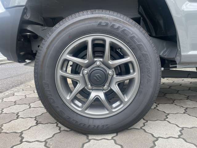 《シュトラーゼ広島》電話番号は082-239-7601、電車でお越しの場合はJR横川駅南口より徒歩8分です。