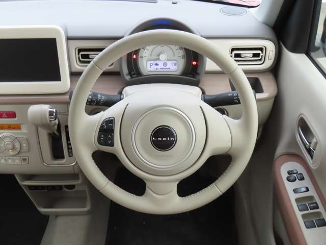 お車のコーティングもご用意あります！！