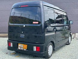 エアロが付いてローダウンでお好きなアルミホイールを付ければバンなのにインパクト大♪♪