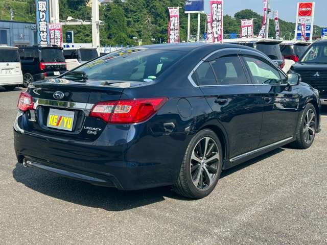 【関東・関西仕入メイン】低走行車がズラリ展示☆【他店舗よりお取り寄せの陸送費無料】【全車試乗可能】【敷地内に東北陸運局認証工場併設！】各種オートローン、任意保険取扱代理店、ナビ等電装品やタイヤなども♪