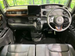 グループ総在庫数約30，000台！！全国の系列店からメーカー・車種問わずご紹介出来るので、あなたにピッタリのお車が見つかるはずです♪まずはお問い合わせ下さい☆