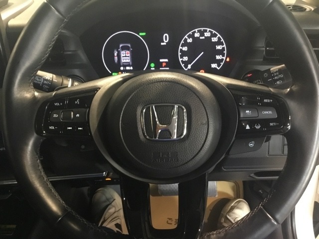 速度計周りもデザインがイイですよ！