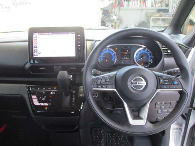 自動車保険も取扱います！『日産カーライフ保険プラン』で“充実サポート”！！ディーラーならではのレッカー手配やガラス・バンパー・タイヤ等の補償特典がございます！まずはお尋ねください！！