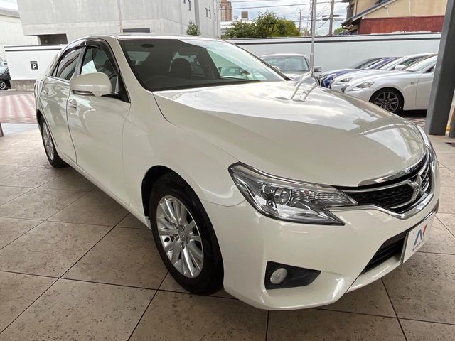 大好評のボディコーティング「弾スプラッシュコート」もご納車までに施工可能。通常のガラスコートと異なる、耐久年数6年の無機質ガラスコーティングが、ボディをキレイな状態に保ってくれます。
