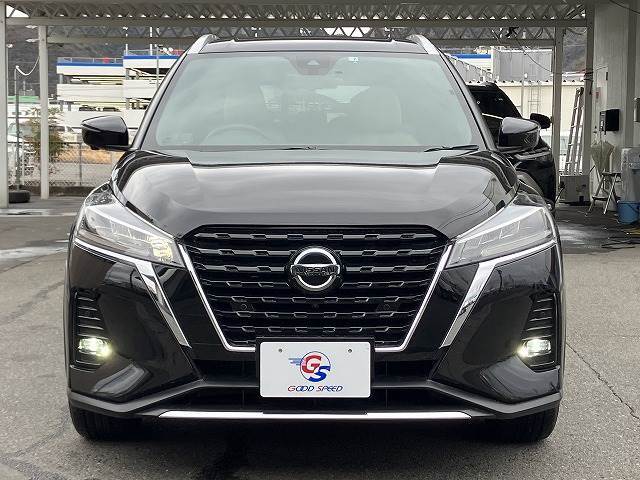 GOOD　SPEED自慢のスーパーガラスコーティングは見違えるほどの輝きを放ち、納車後のメンテナンスも楽々！折角購入頂く新しい車。コーティング施工なしなんて勿体無いですよ！