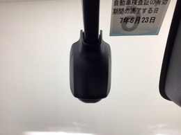 【ドライブレコーダー】もしもの衝突の時、あなたの走行状態をしっかりと記録するドライブレコーダーも付いているので、万が一の時にも安心です。