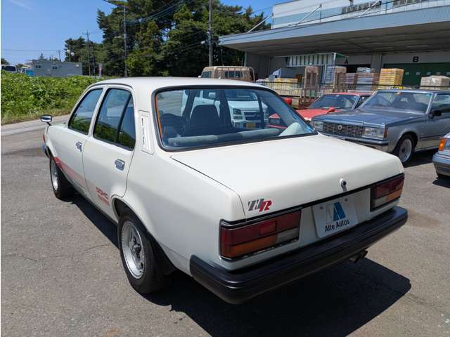 現車確認をしてからのご購入をお勧めいたします。また現車確認の際は、お待たせすることがないよう、事前のご連絡をお願いしております。