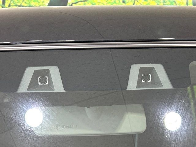 【スズキ　セーフティサポート】走行中に前方の車両等を認識し、衝突しそうな時は警報とブレーキで衝突回避と被害軽減をアシスト。より安全にドライブをお楽しみいただけます。