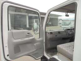 集中ドアロック付き。