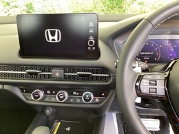 ホンダ純正コネクト対応メモリーナビ搭載ですので、遠距離へのお出かけもお任せください。