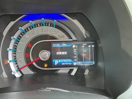 カラー液晶インフォメーションディスプレイは車両の様々な情報を切り替えて表示する事が可能！