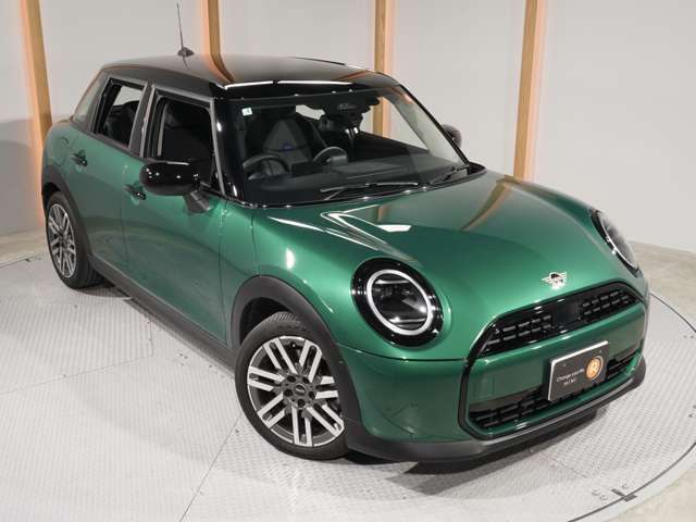 ■※注意※ショールーム以外の離れたモータープールにて保管している車輌が多数あるため、実車をご覧になりたい場合は、お手数ですがご来店前に事前確認のご連絡を頂きますようお願い致します。