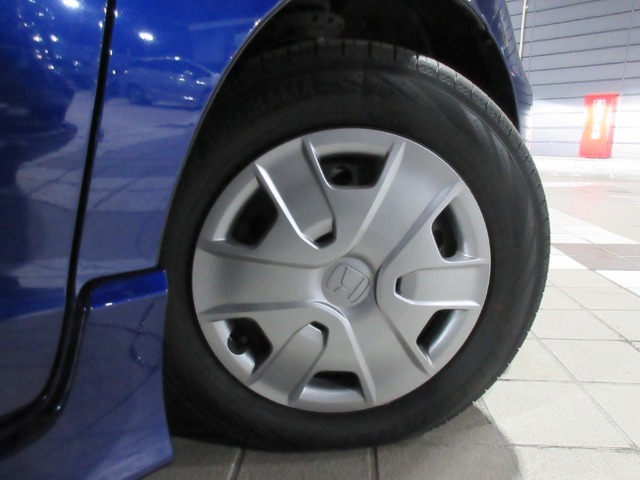 タイヤ　185/165R15