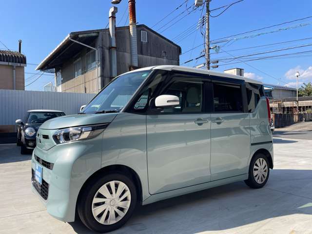 当社にて内装クリーニング済み。綺麗にしておりますので、是非お客様の目でお確かめください！また納車時にはもう一度キレイに仕上げてお客様にお渡しいたします！