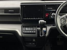 【シフトレバー】シフトも操作しやすく快適なドライブを楽しんでいただけます！