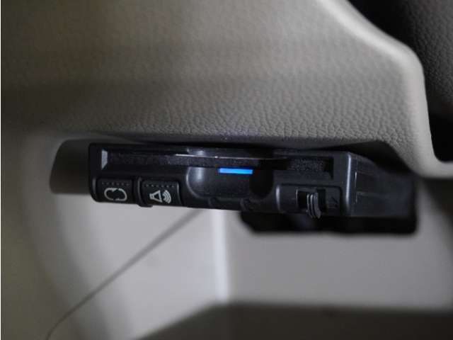 【ETC車載器】高速道路のご利用時にとても便利なETC車載器。セットアップ(費用別途)後にお渡ししとなります。
