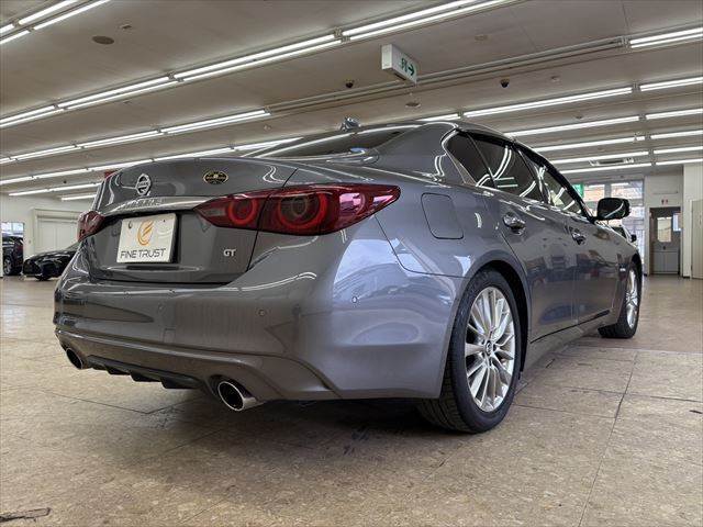 徹底した機関系チェック、入庫点検を行い、納車前は法定整備を実施しております。ご安心ください！！