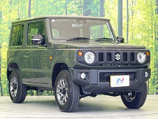 大好評のボディコーティング「弾スプラッシュコート」もご納車までに施工可能。通常のガラスコートと異なる、耐久年数6年の無機質ガラスコーティングが、ボディをキレイな状態に保ってくれます。