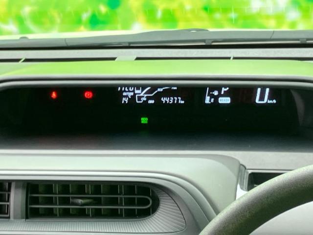 WECARSの展示場では実際に見て、触ってお車をお選びいただけます！知識の豊富な営業スタッフが様々なカーライフをご提案いたします！