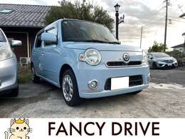 フロントフォグライトもついて夜間の運転も安心