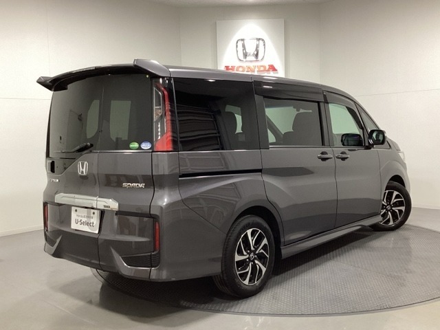 【Honda認定中古車 U-Select】　は3つの安心をお約束します。　1　Hondaのプロが整備した安心。 2　第三者機関がチェックした安心。　3　購入後もHondaが保証する安心。