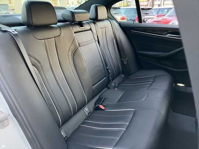 ☆運転席側2列目シート