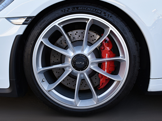 標準ホイール20-inch 911 GT3 wheels