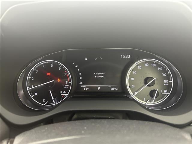 【スピードメーター】メーターがシンプルで見やすく運転しやすいですね！