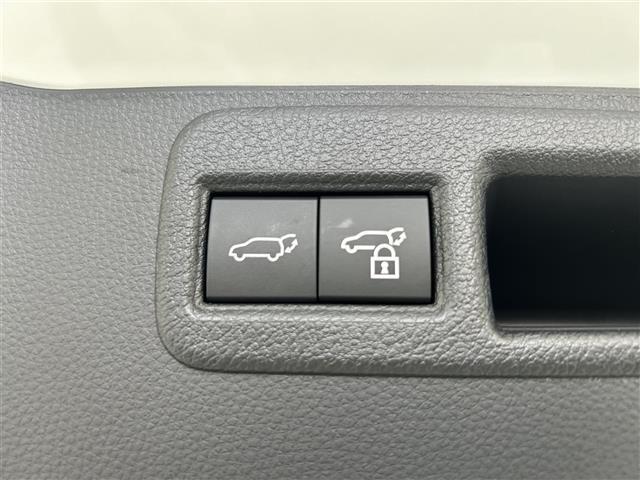 【運転席操作部】快適なドライブを楽しむための機能が装備されています！運転席から触れるので、使いやすいです！除菌プランいれていただくと、さらに清潔で安心していただけます！