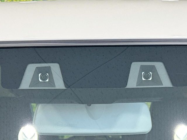 【スズキ　セーフティサポート】走行中に前方の車両等を認識し、衝突しそうな時は警報とブレーキで衝突回避と被害軽減をアシスト。より安全にドライブをお楽しみいただけます。