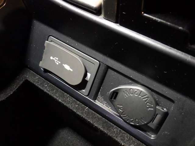 USB電源つき♪　嬉しい装備ですね！