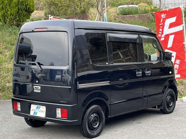 最近のお車は10万キロ超えても問題なく走行できます。整備もきちんとしておりますので、ご安心ください！