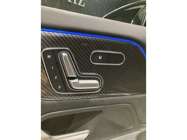 初めての輸入車にメルセデス・ベンツをご検討なさっているお客様もご安心下さい。『サーティファイドカー』は正規販売店ならではの高い品質で、大きな安心をお届け致します。