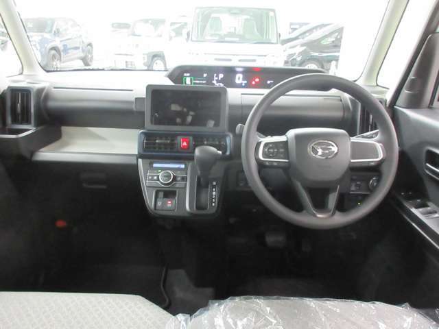 在庫車は店舗を移動している場合がございますので、御来店前に在庫の確認をして頂きます事をお勧めいたしております。