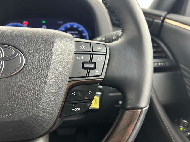 【運転席操作部】快適なドライブを楽しむための機能が装備されています！運転席から触れるので、使いやすいです！除菌プランいれていただくと、さらに清潔で安心していただけます！