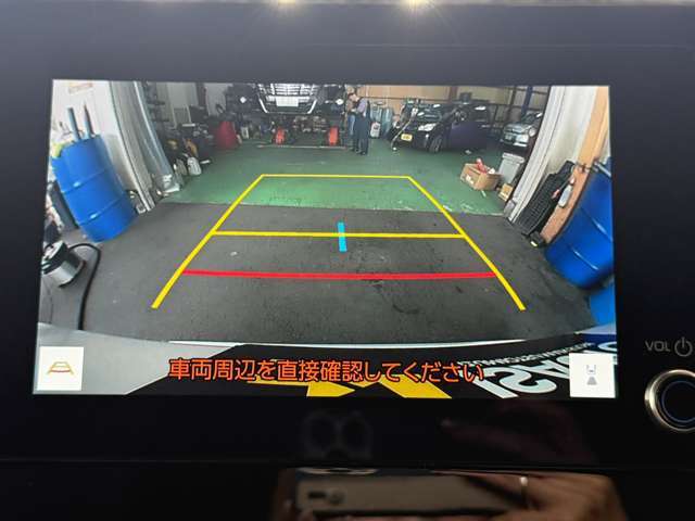 窓ガラスフッ素撥水コーティング施工できます！！雨の日の視界を良好にします。フッ素タイプは油膜取り後の施工により撥水力が長時間持続します☆詳しくはキーパー技術認定店アイエスオートまで☆