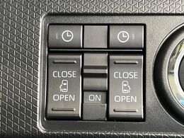 【両側パワースライドドア】スマートキーや運転席のスイッチで後席両側スライドドアの開閉が可能♪電動だから力を入れてドアを開ける必要が無く、小さなお子様でも簡単に開け閉めでき快適です♪