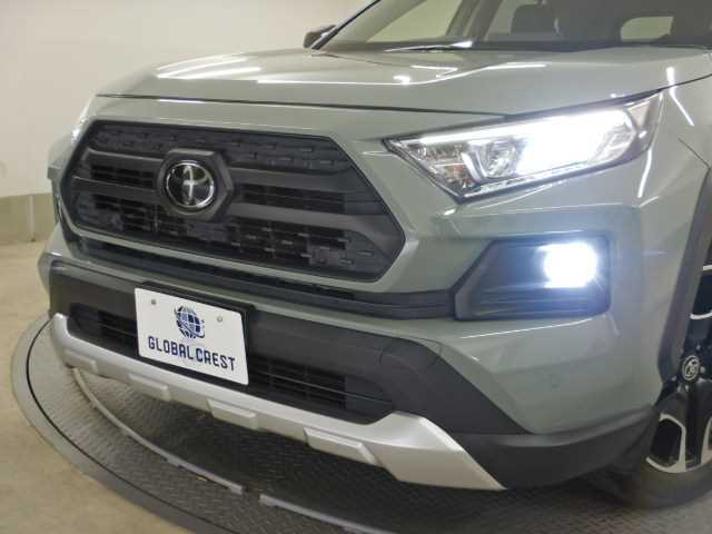 自動車損害保険代理店☆資格者多数在籍☆お買い替えの機会に、自動車任意保険のことも、ぜひ当店にお任せ下さい！