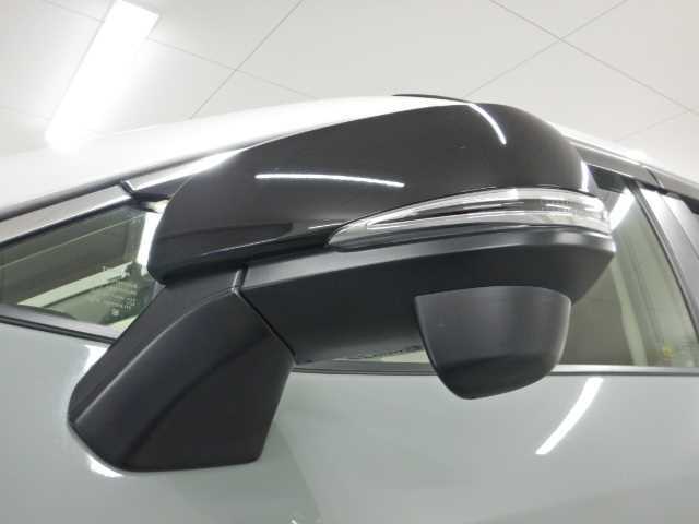 最新の入庫・販売情報などは当社ホームページhttp://www.carparco.comまで☆
