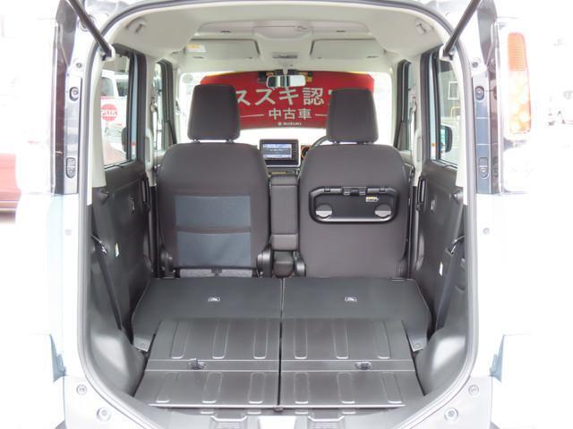 リヤシートも全車消毒済み。シートを倒すとゆったりとした室内空間に★レジャーにショッピングに大活躍！