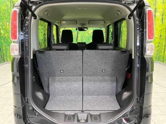 普段のお買い物や通勤、送迎等に十分な荷室スペースを確保しております。セカンドシートを倒すと、大きな荷物の積載も可能です♪