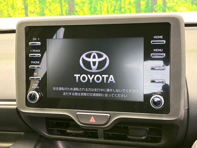 【ナビ機能付きディスプレイオーディオ】ナビ機能搭載の他、お持ちのスマートフォンと連携して、ナビやbluetoothでの音楽再生が可能です♪デザインはもちろん操作性も良好！