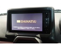 メモリーナビです！純正ナビは機能も見た目も良いですよ！