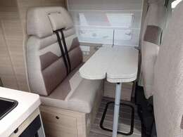 営業時間　9：00から18：00　　毎週火曜・定休日（祝祭日の場合は営業）。　☆是非ご来店下さい☆